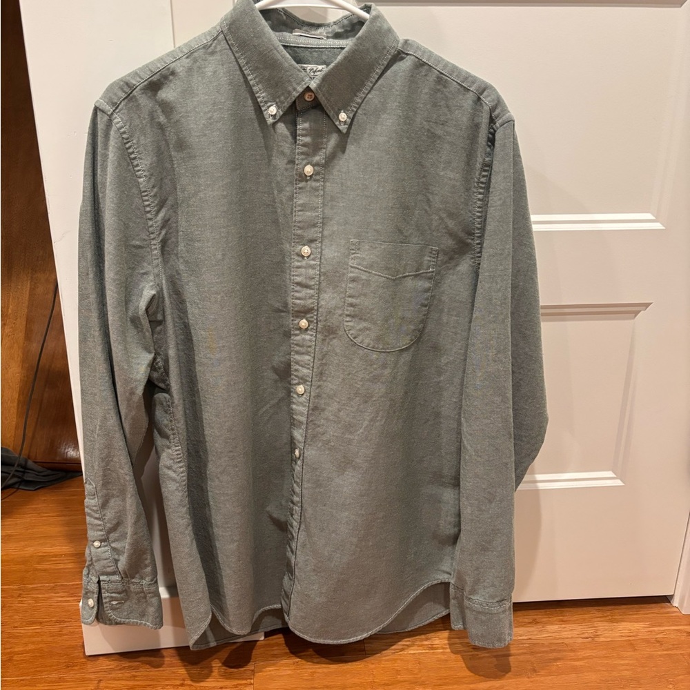 J. Crew Men's Oxford Championship Green, Medium